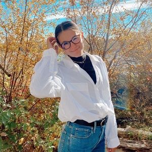 Meet your Posher, Faith